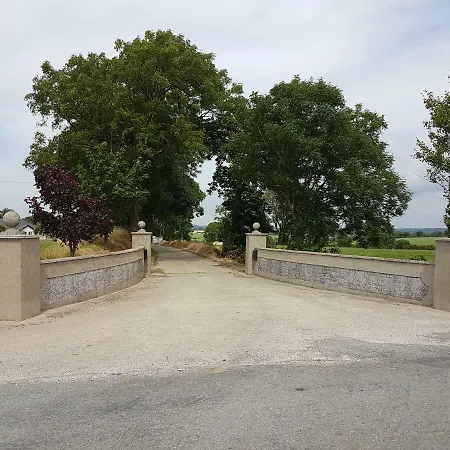 Winter Heights 招待所 Aughnagroagh Bridge